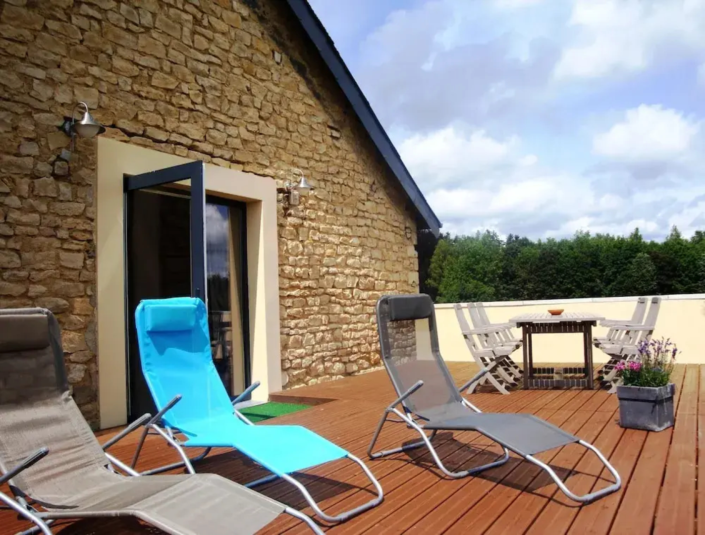House With 3 Bedrooms in Florenville, With Enclosed Garden and Wifi