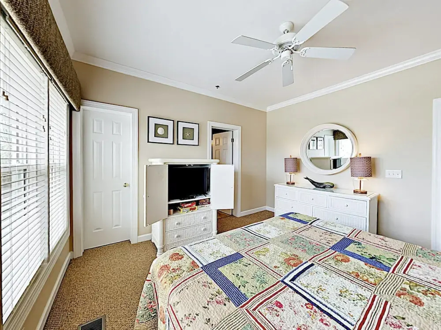 New Listing! Crabby 5: Pool, Hot Tub, Beach, Golf 4 Bedroom Condo
