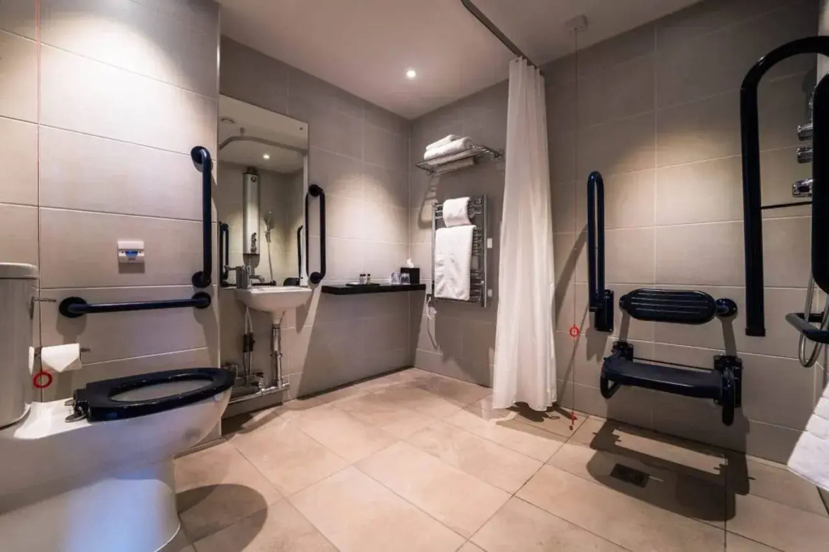 The Comet London Hatfield