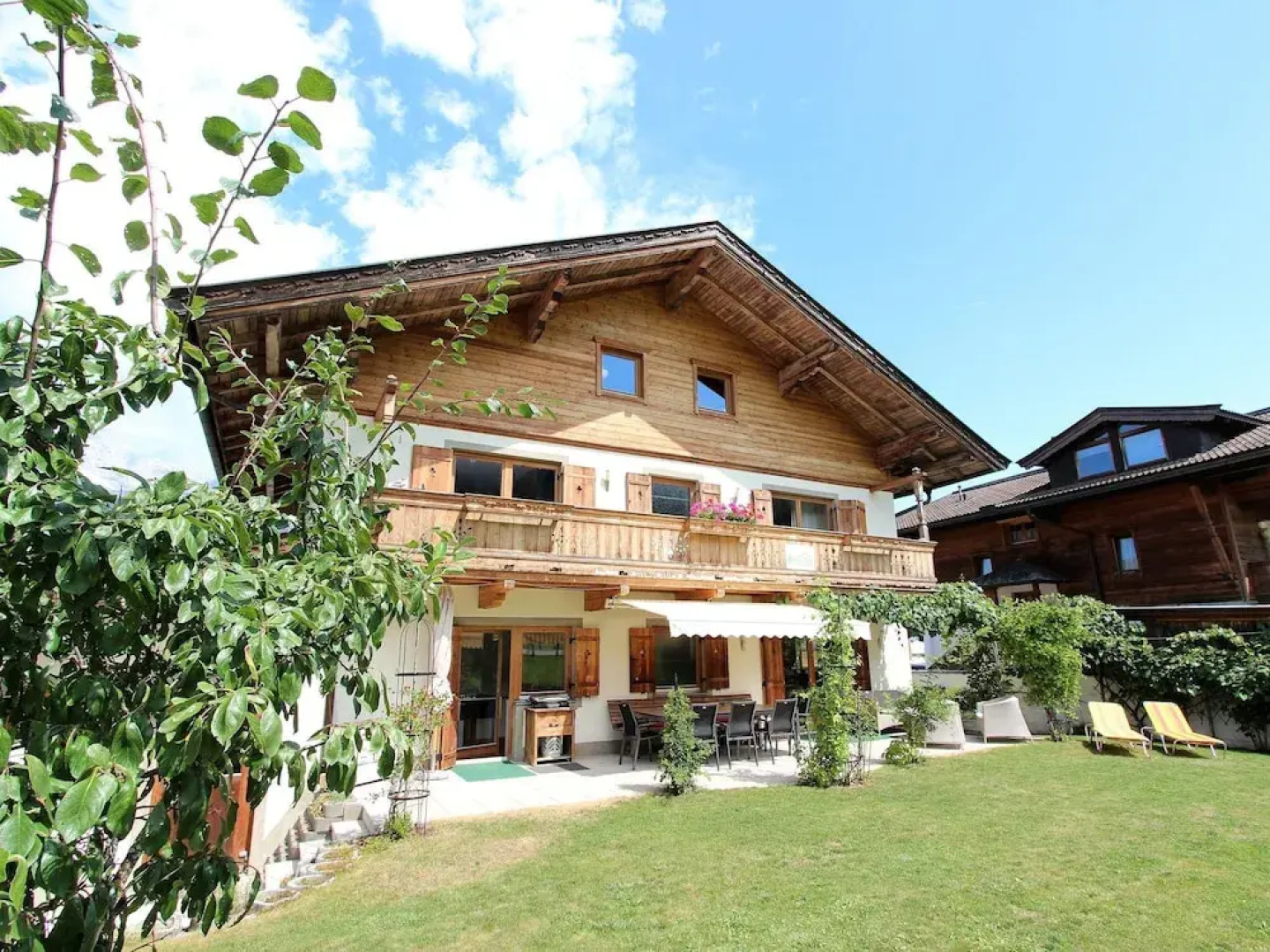 Unique Chalet in the Center of Elmau, 100 m From Skililft