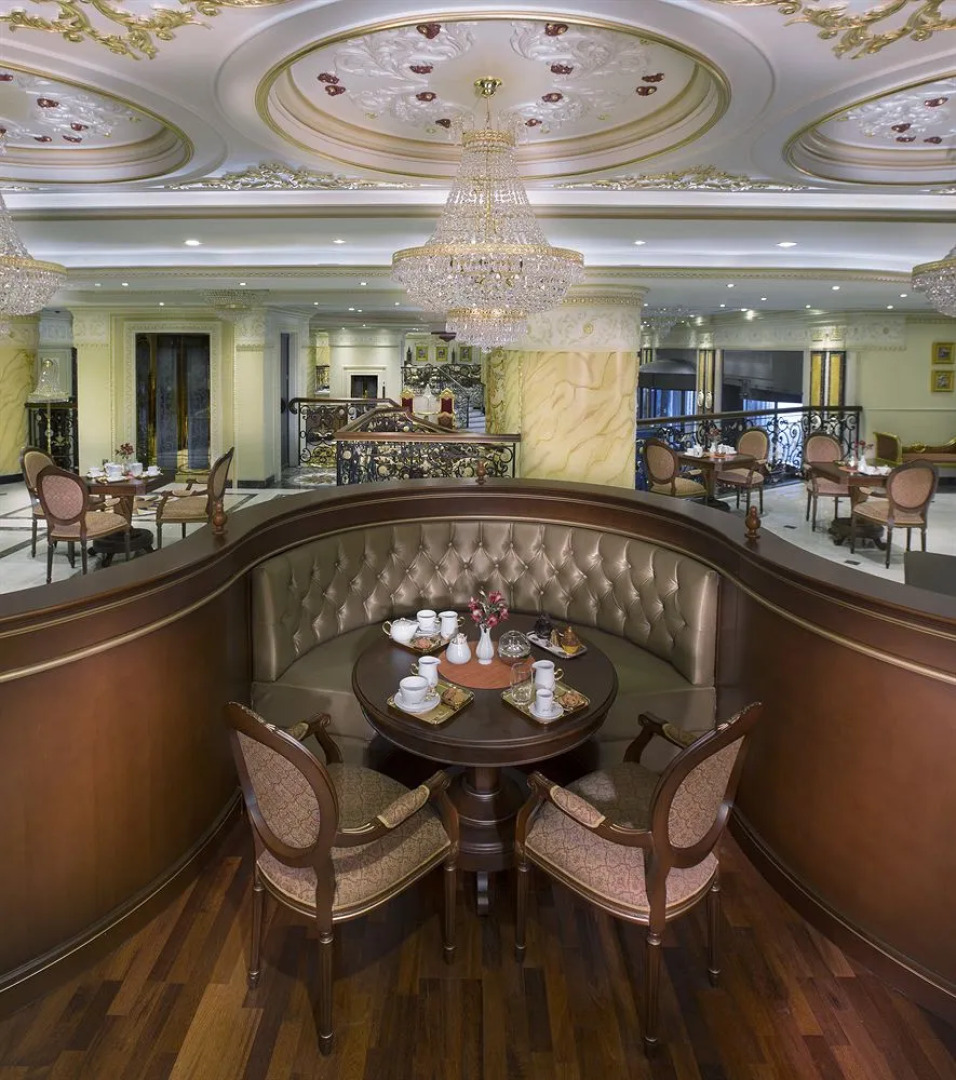Royal Rose Abu Dhabi, a Curio by Hilton Affiliated Hotel