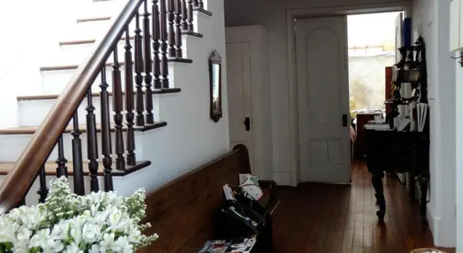 Church Des Artistes Guest House