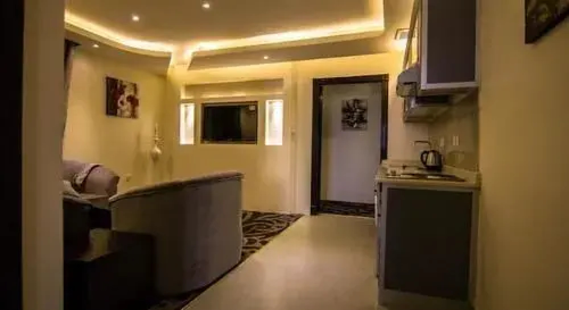 Rest Night Hotel Suites - Al Moroj