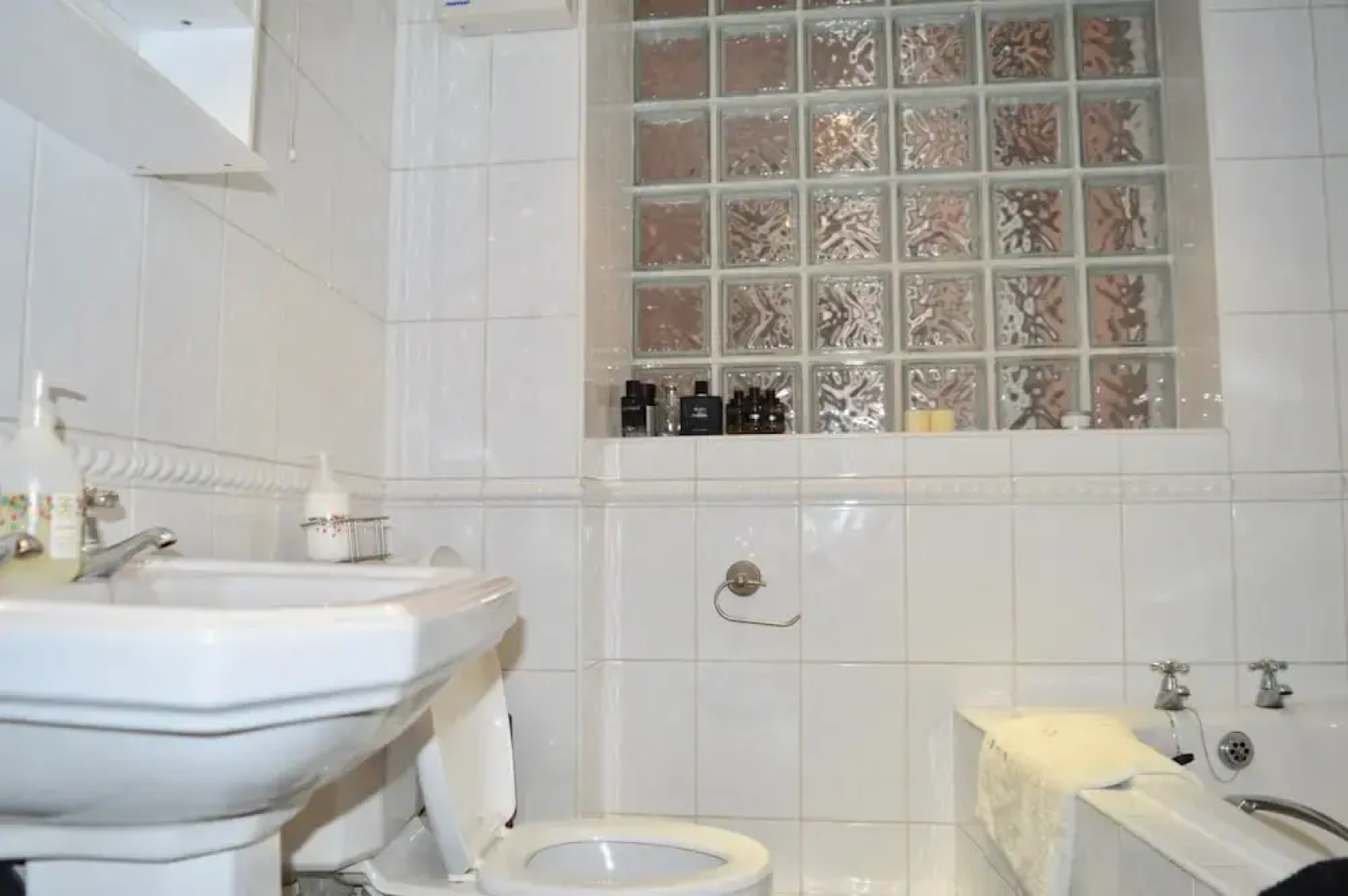 2 Bedroom Apartment 10mins From Central Manchester