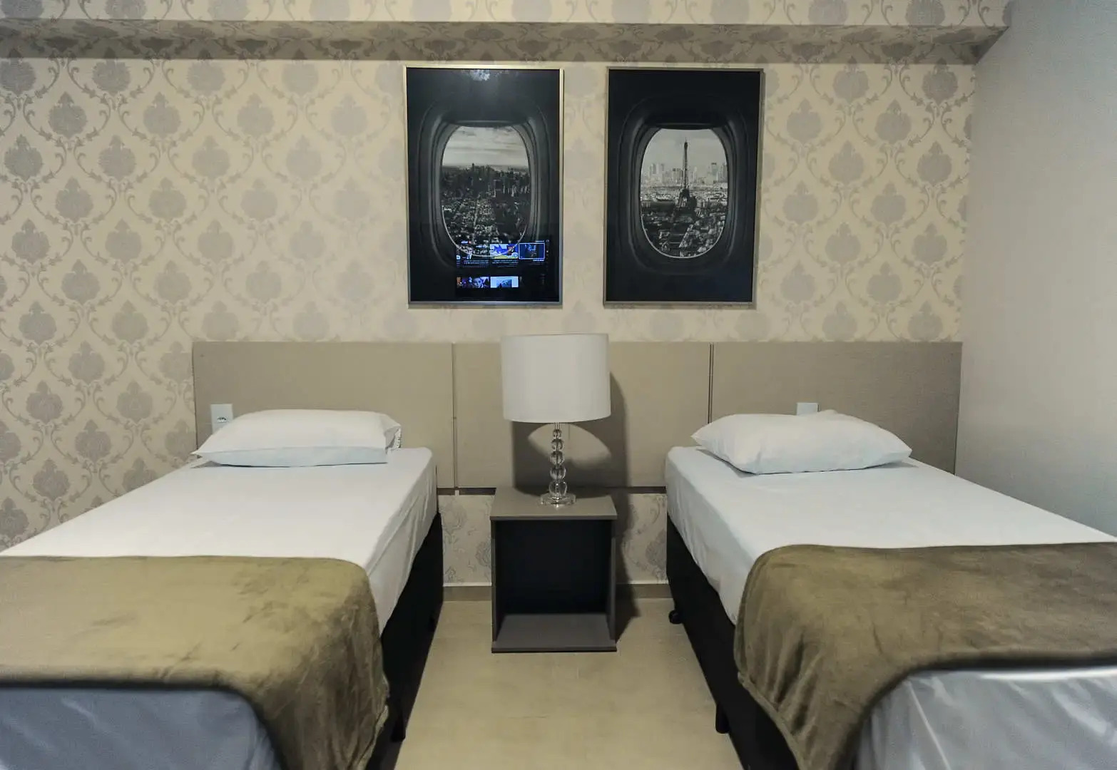 Bristol Infinity Hotel