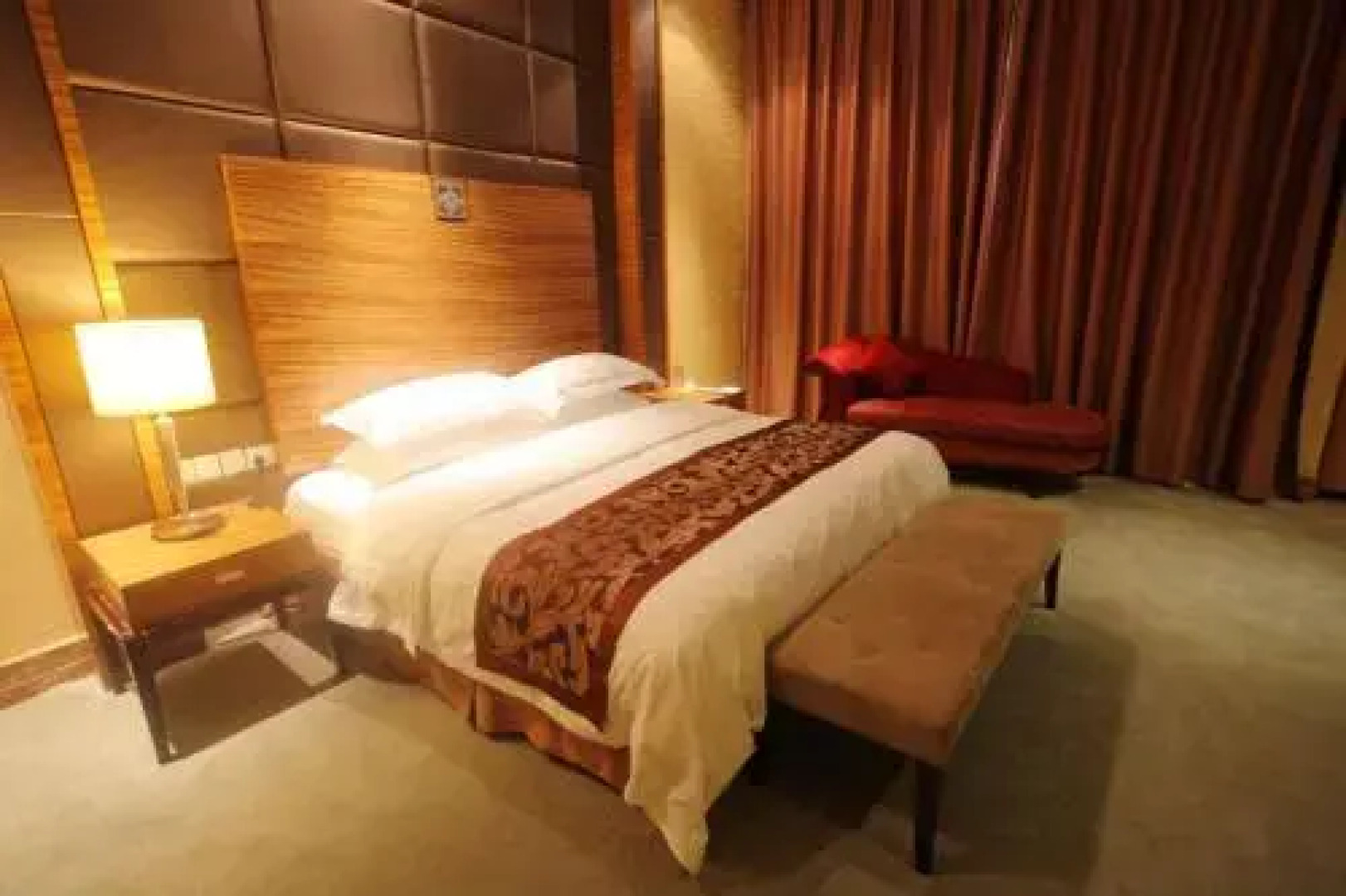 Nanyang Urban Grand Hotel