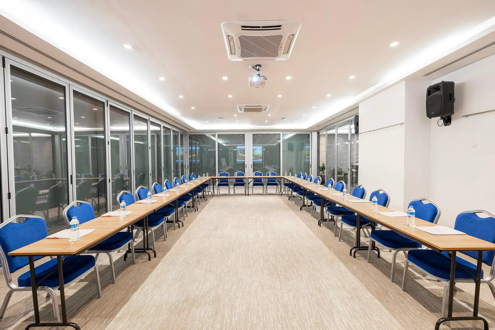 Beyond Hotel - Boutique Class - Special Class