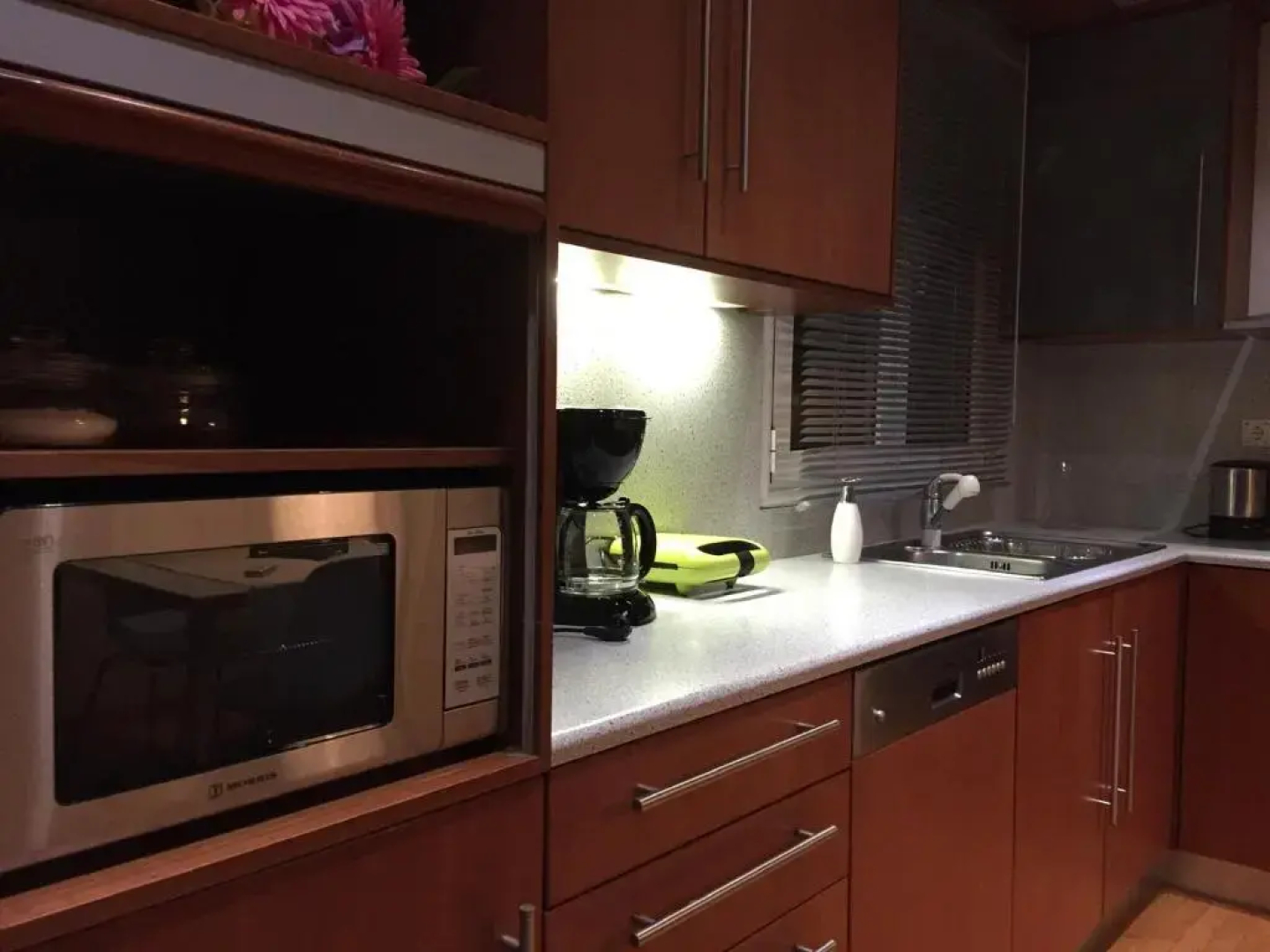 Evelina’s apartment