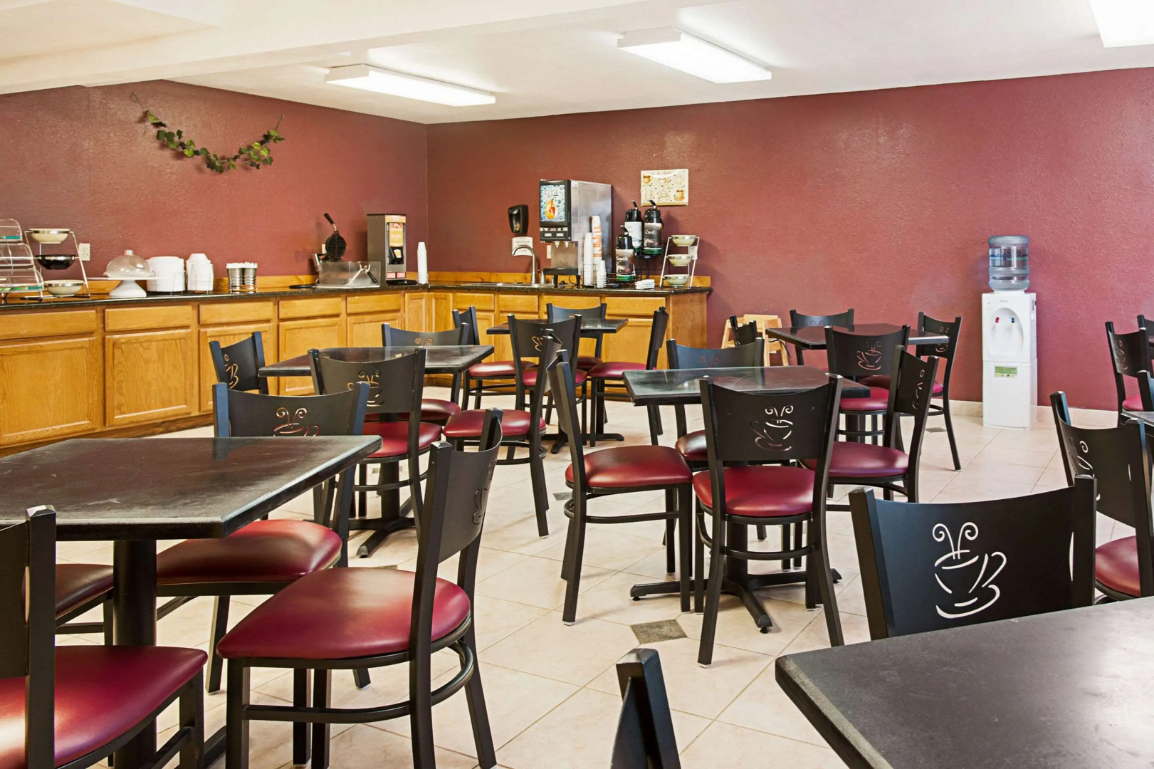 Rodeway Inn & Suites