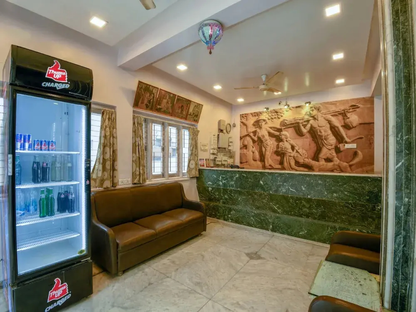 OYO 15199 Hotel Shree Maya