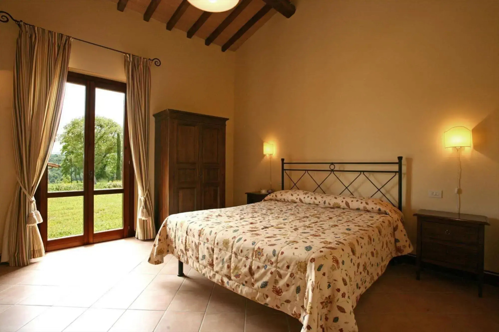 Poggiovalle Tenuta Italiana