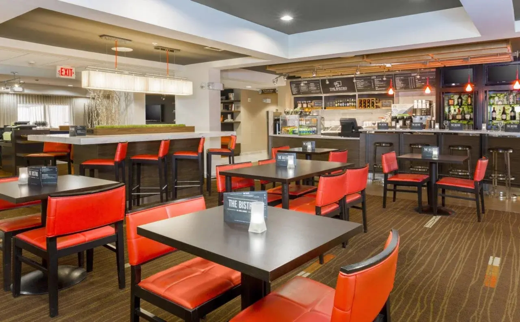 Courtyard by Marriott Chicago Bloomingdale