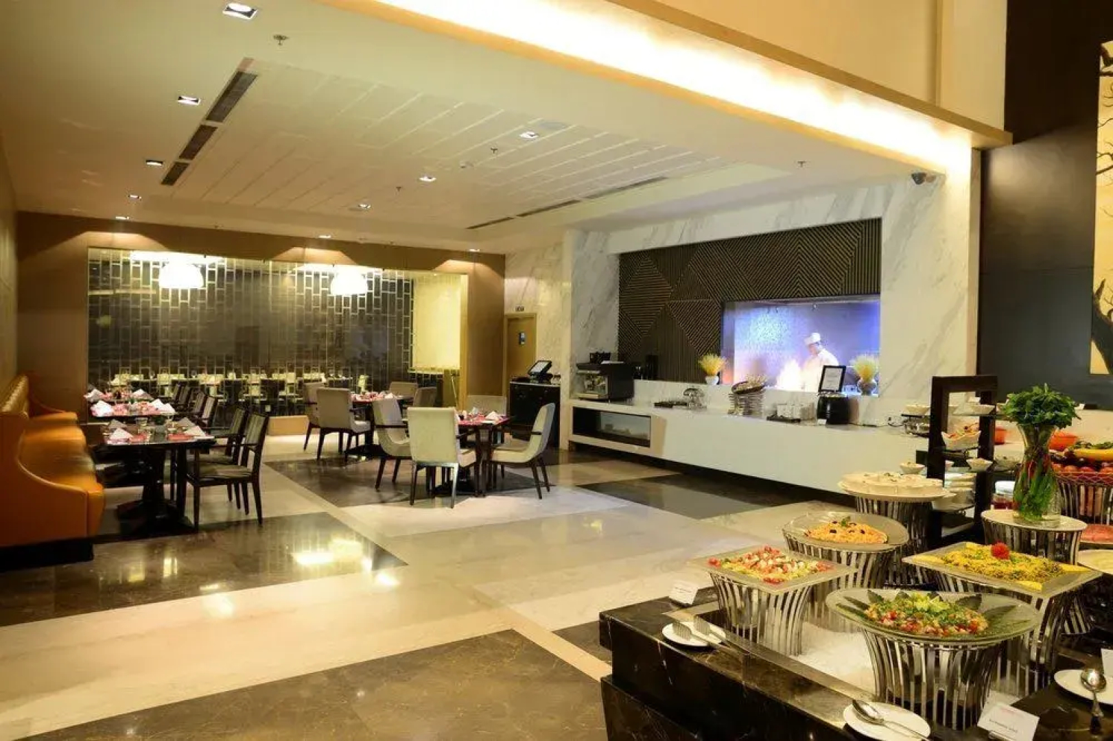 The Gateway Hotel GE Road