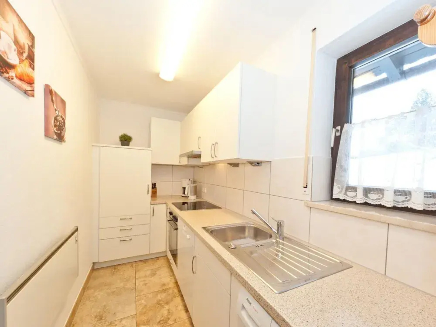 Apartment mit Spielbereich