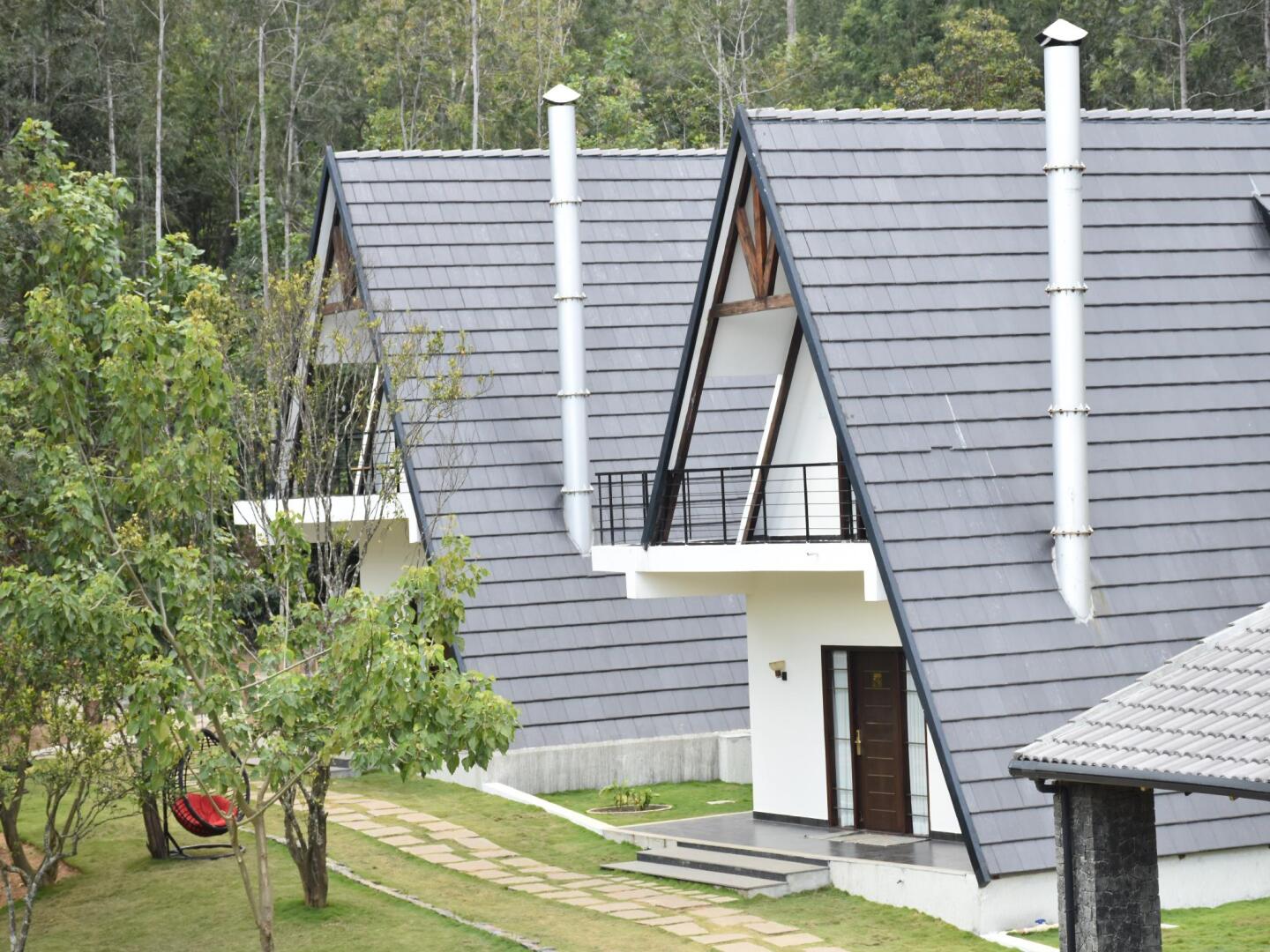 Livgrand - Yellow Lake Resorts & Spa, Yercaud - Myst