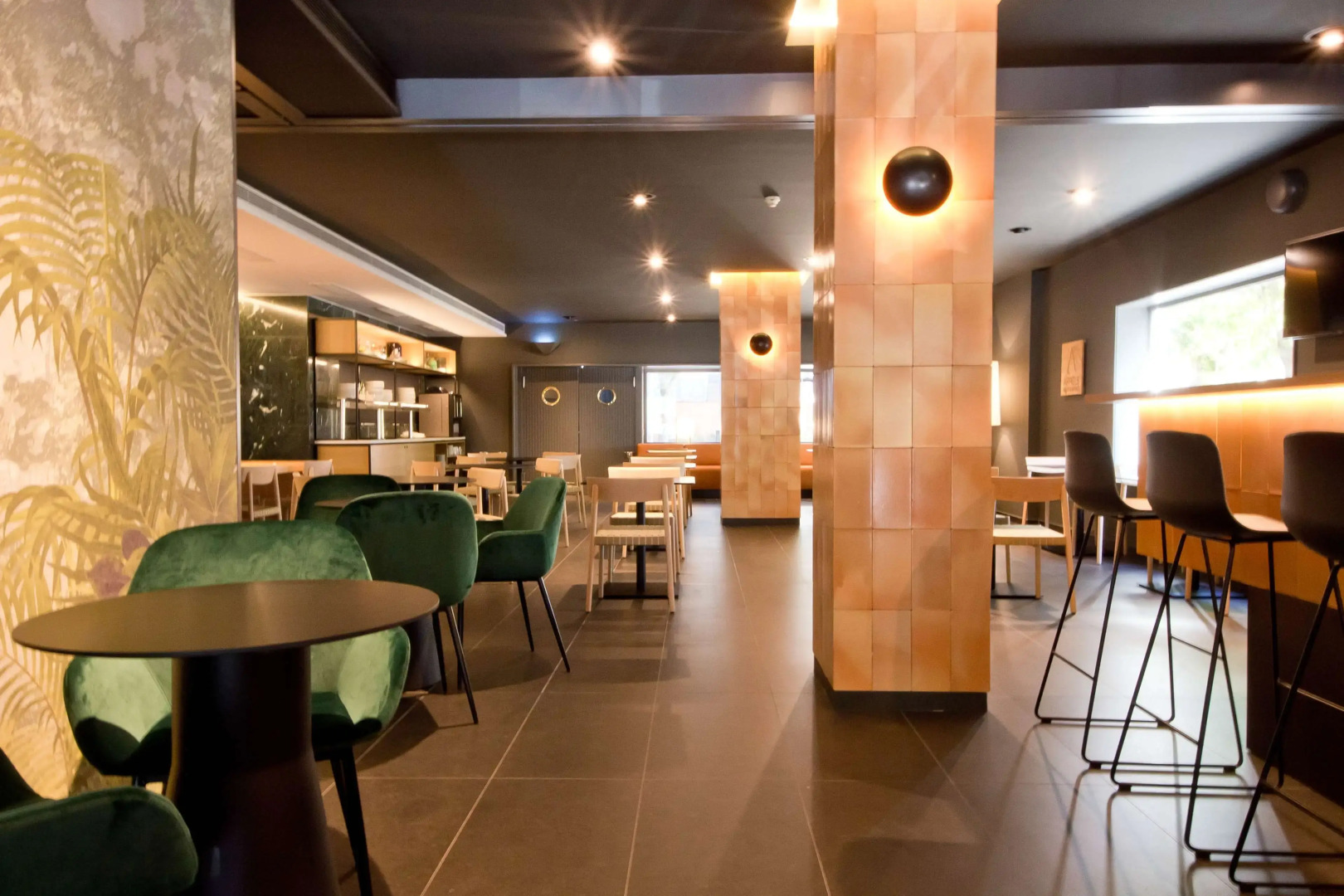 Aparthotel Atenea Valles