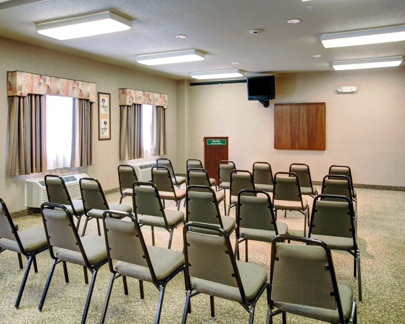 Quality Inn & Suites