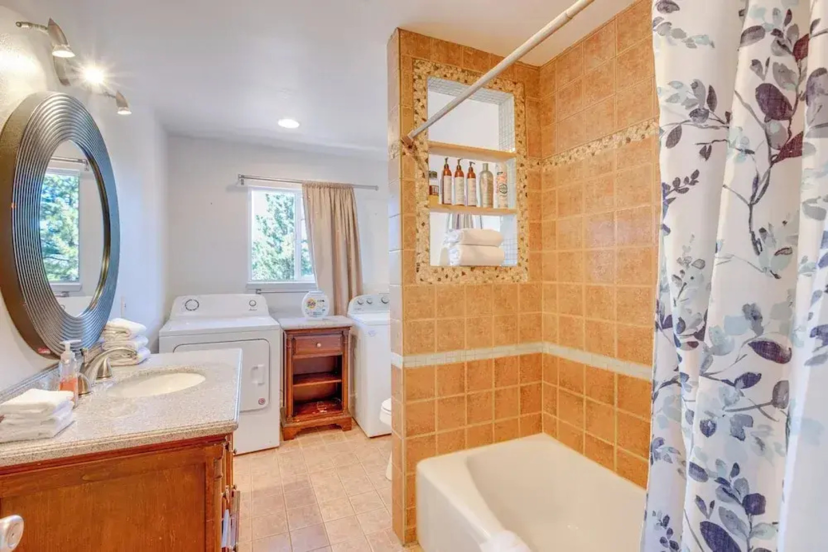 Scenic Home w/ Sauna - 7 Mi to Heavenly Mountain!