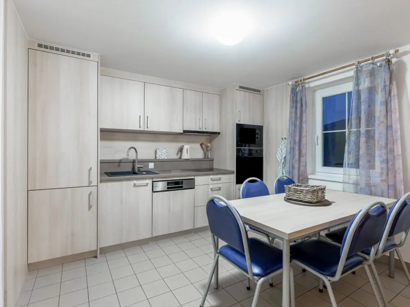 Holiday Hill 60 ern D l