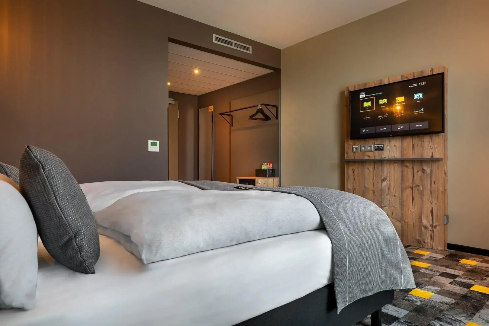 Отель Holiday Inn - the niu, Timber Esslingen, an IHG Hotel