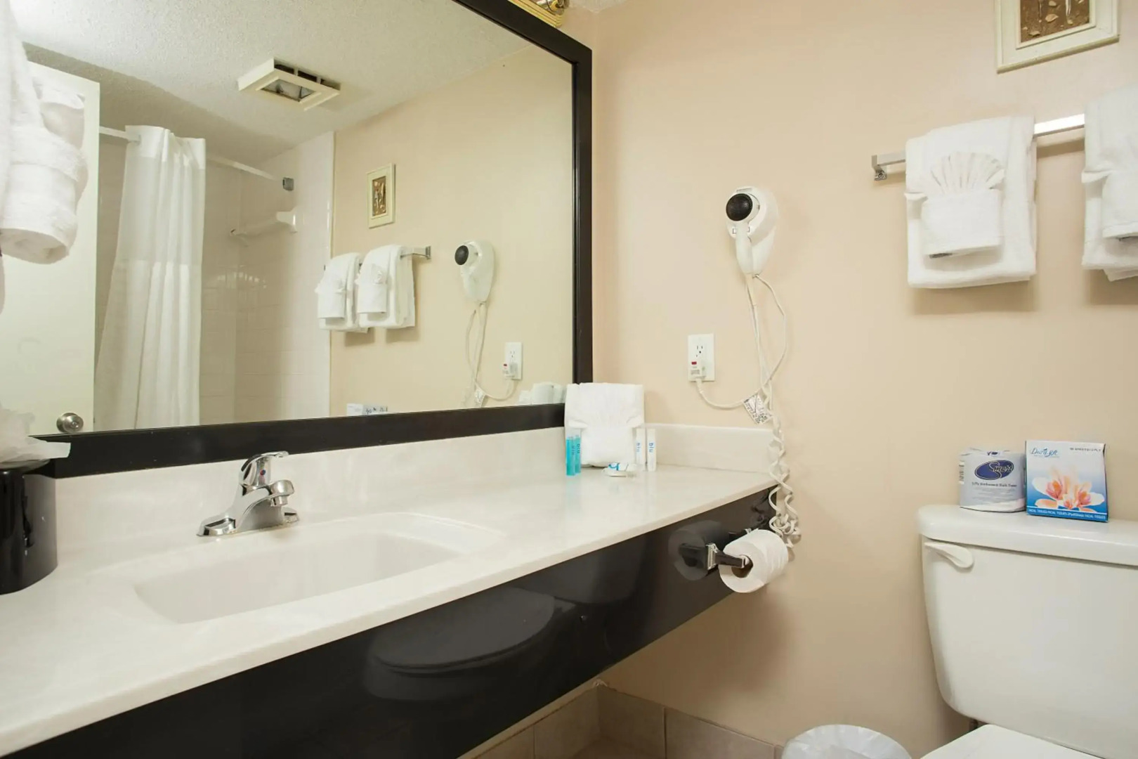 Grande Shores Ocean Resort