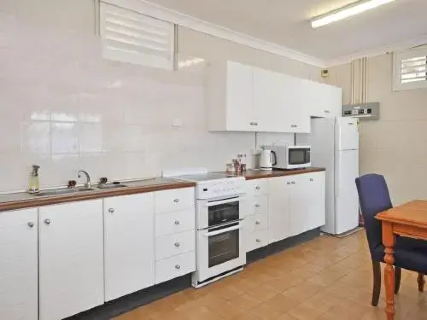 The Studio on the Lake @ Fishing Point, Lake Macquarie - honestly put the line in and catch fish