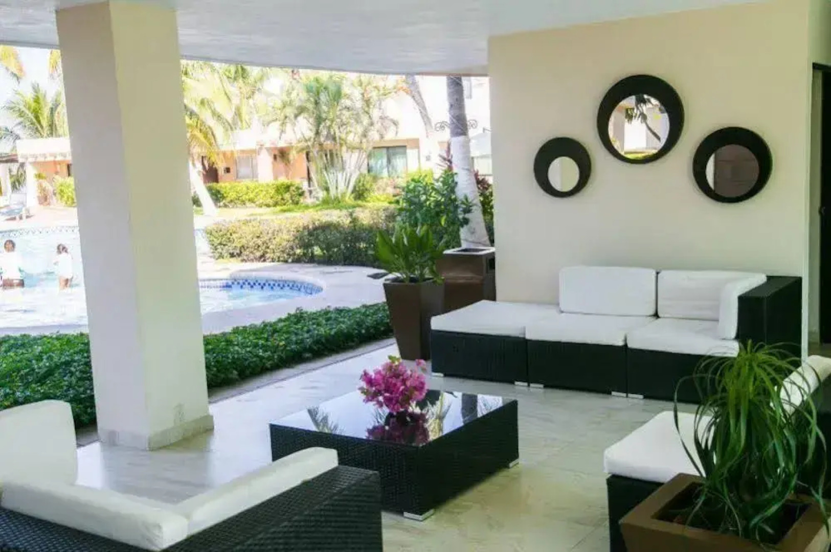 Coral Pacifico Hotel y Villas