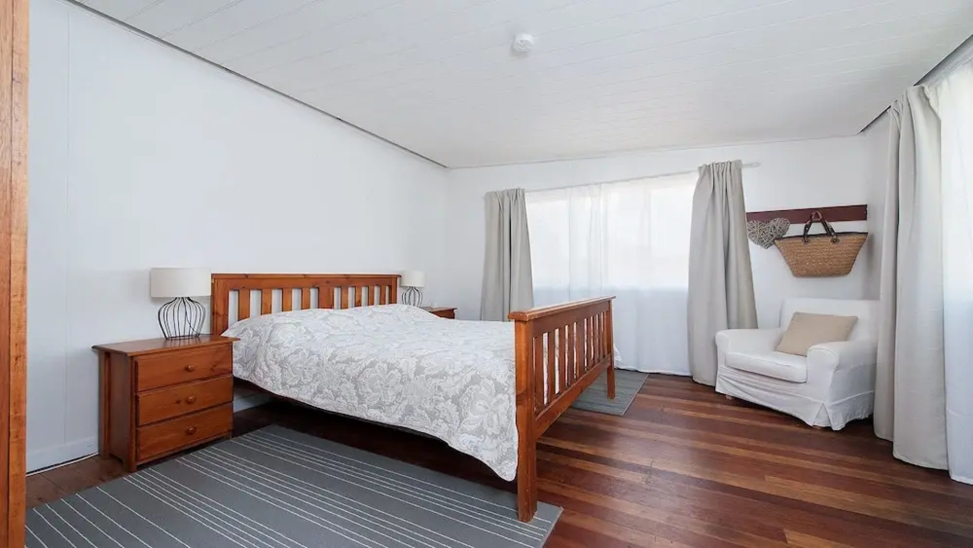 Sandy Point Road, 9, Sea Urchin