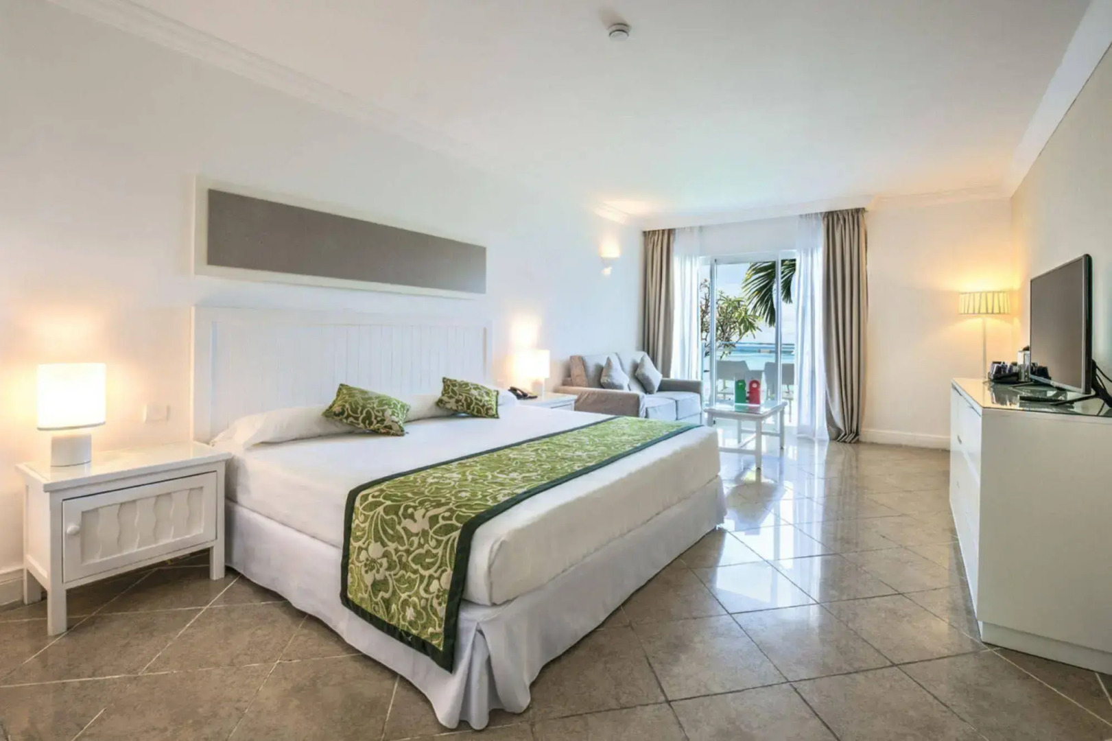 Отель Riu Turquoise