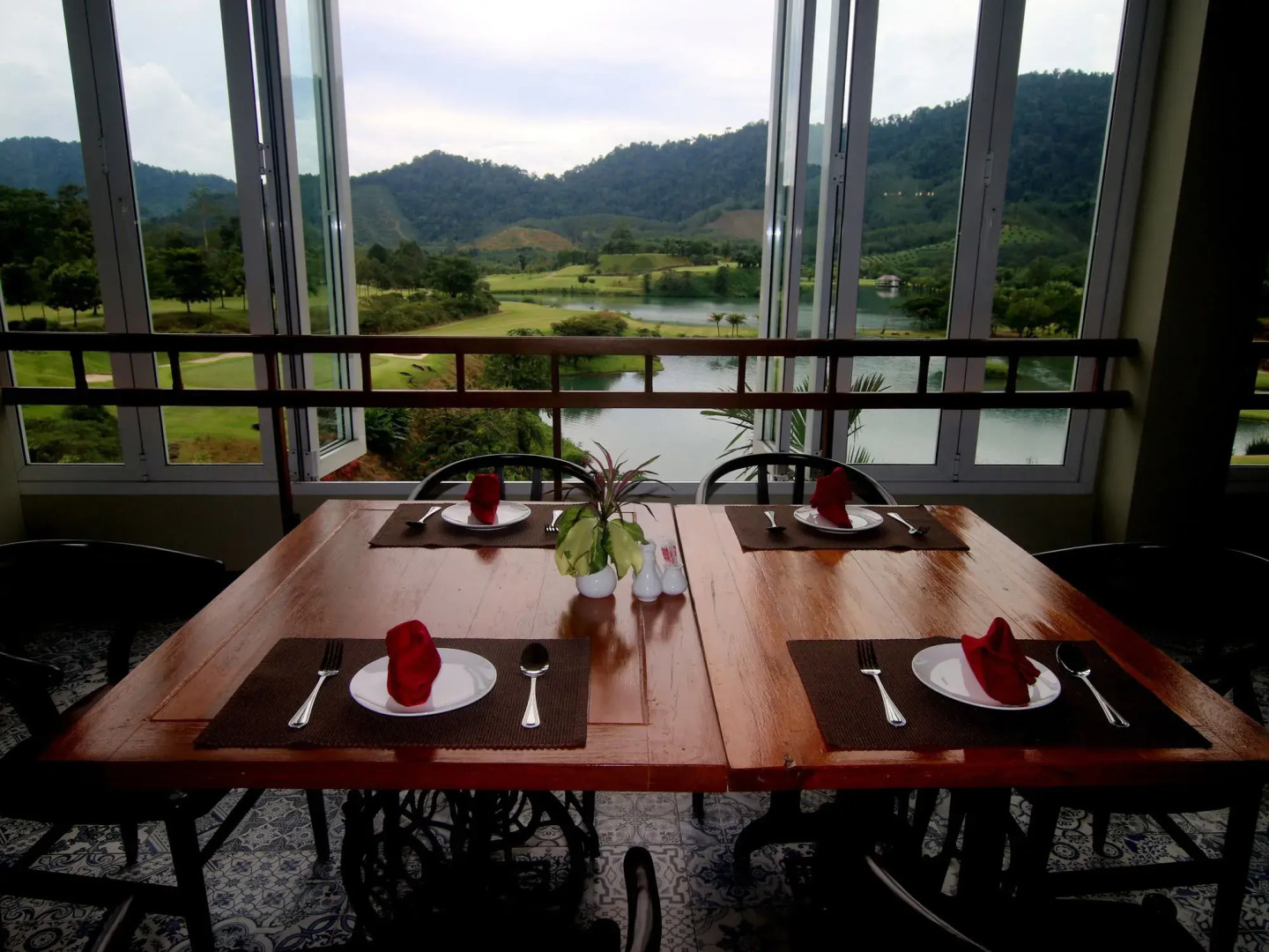 Katathong Golf Resort & Spa