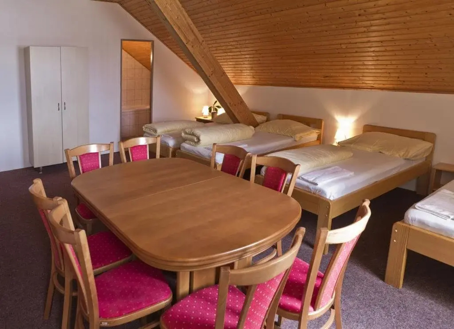 NA LOUCE Restaurace + Penzion