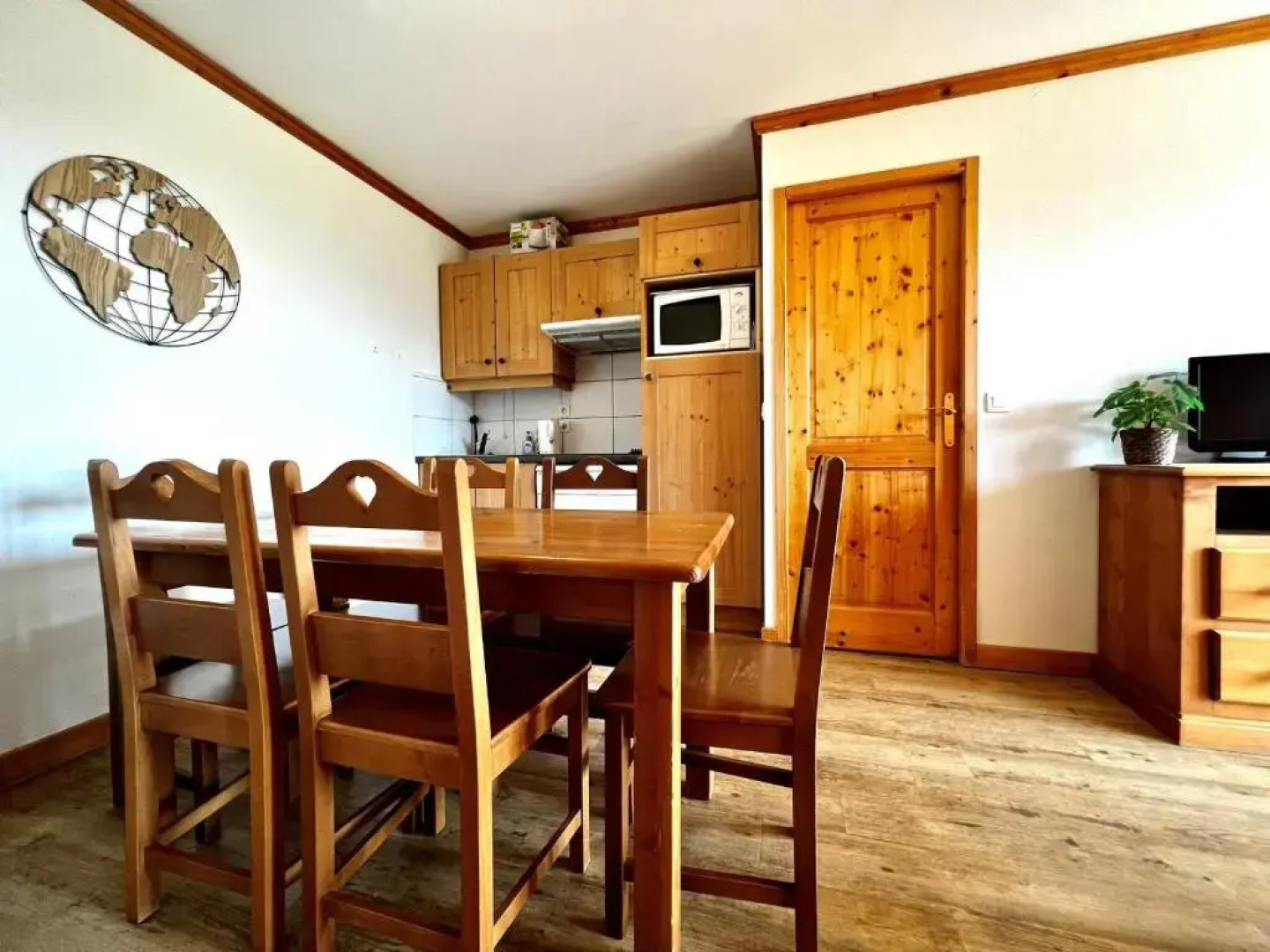 Appartement Notre-Dame-de-Bellecombe, 3 pièces, 6 personnes - FR-1-505-96