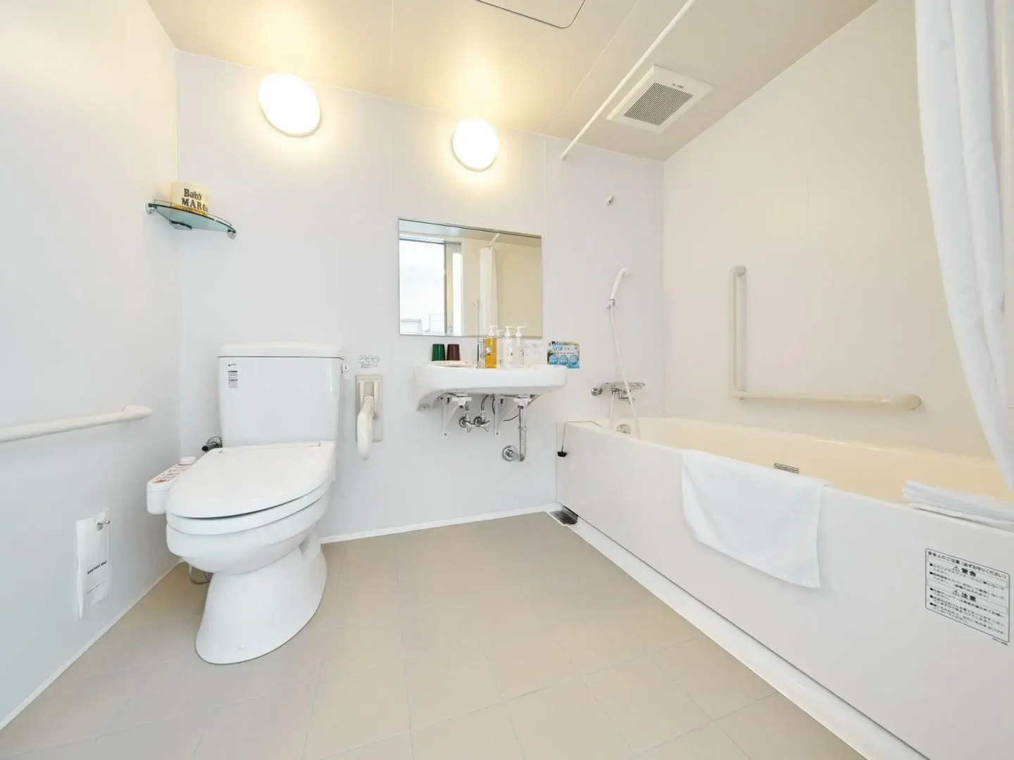 Super Hotel Mihara Station Front