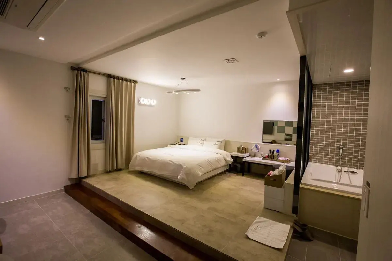 The Zenith Hotel