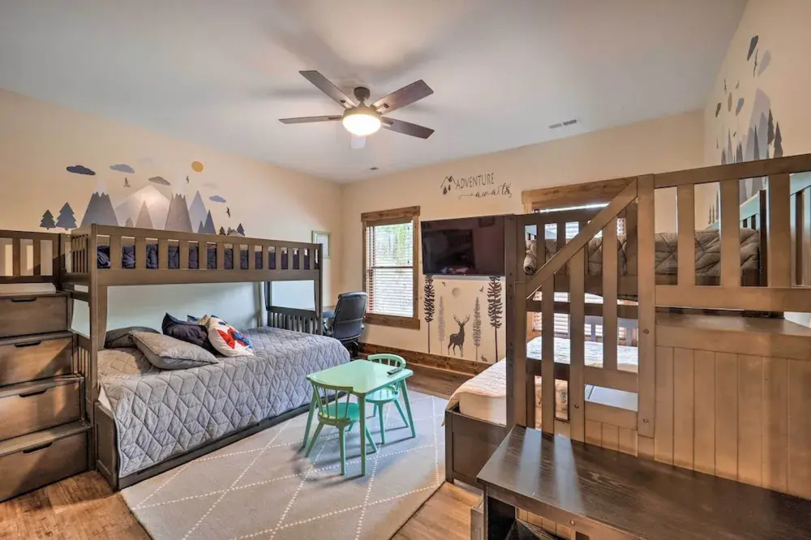 Mountainside Retreat w/ Fire Pit in Banner Elk