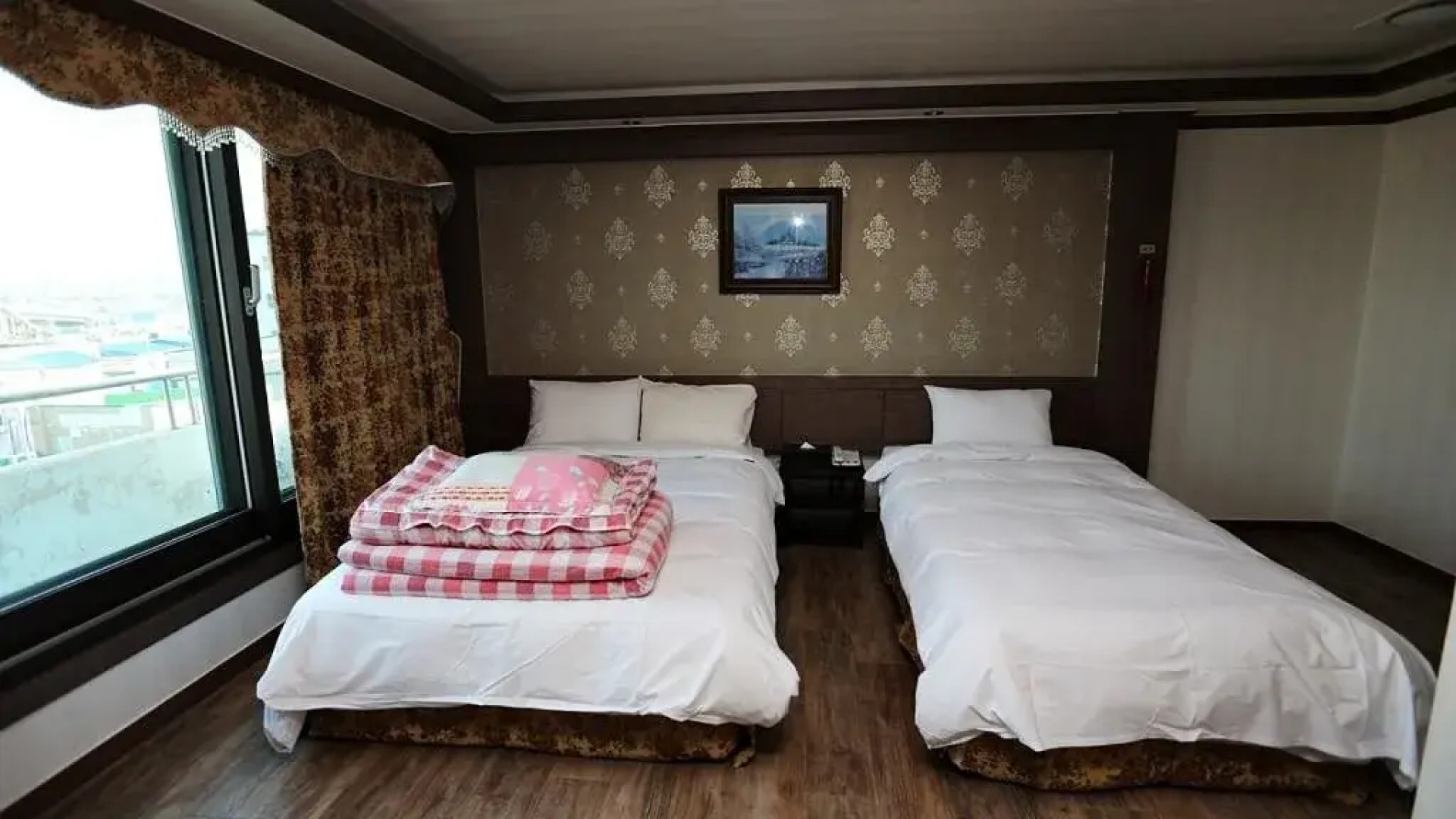 Sokcho Eastern Tourist Hotel