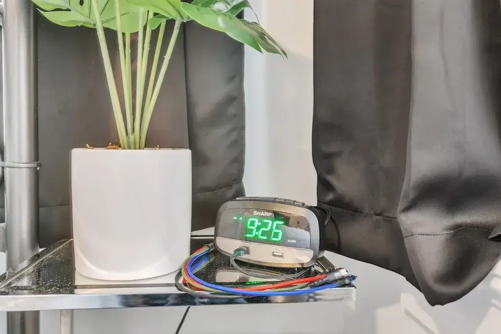 RESTAURANT on site. Walk to everything by RedAwning