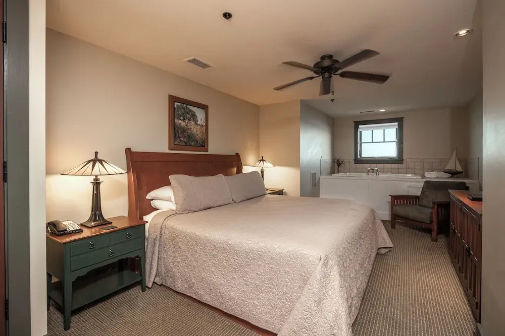 Tamarack Lodge