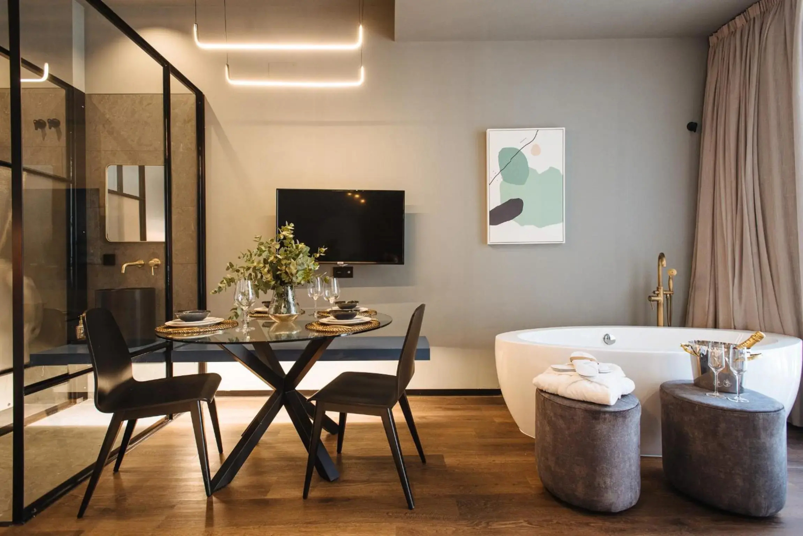 Muralla Sevilla Suites By Lola