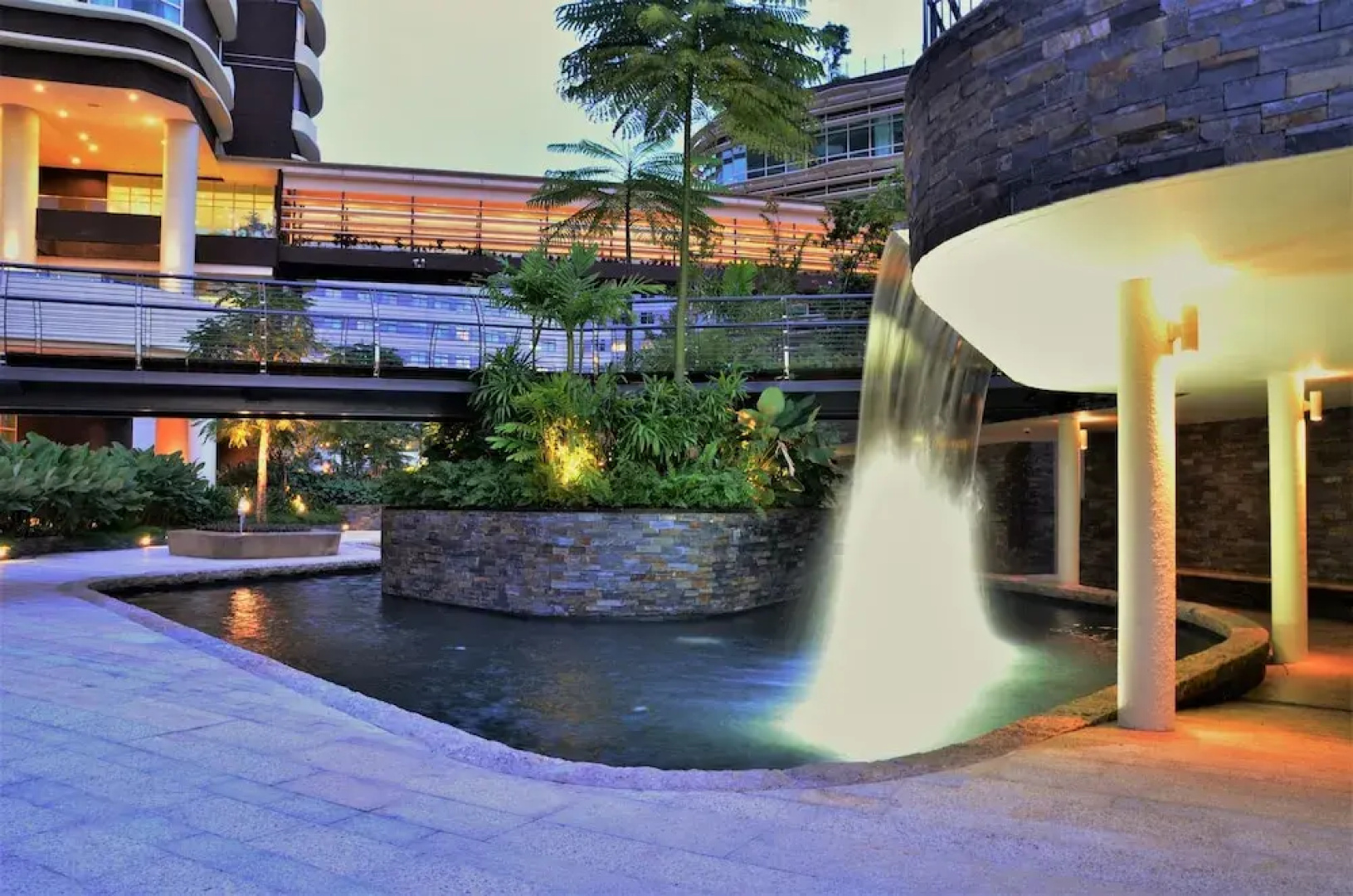 Holi Afiniti Themed Suites