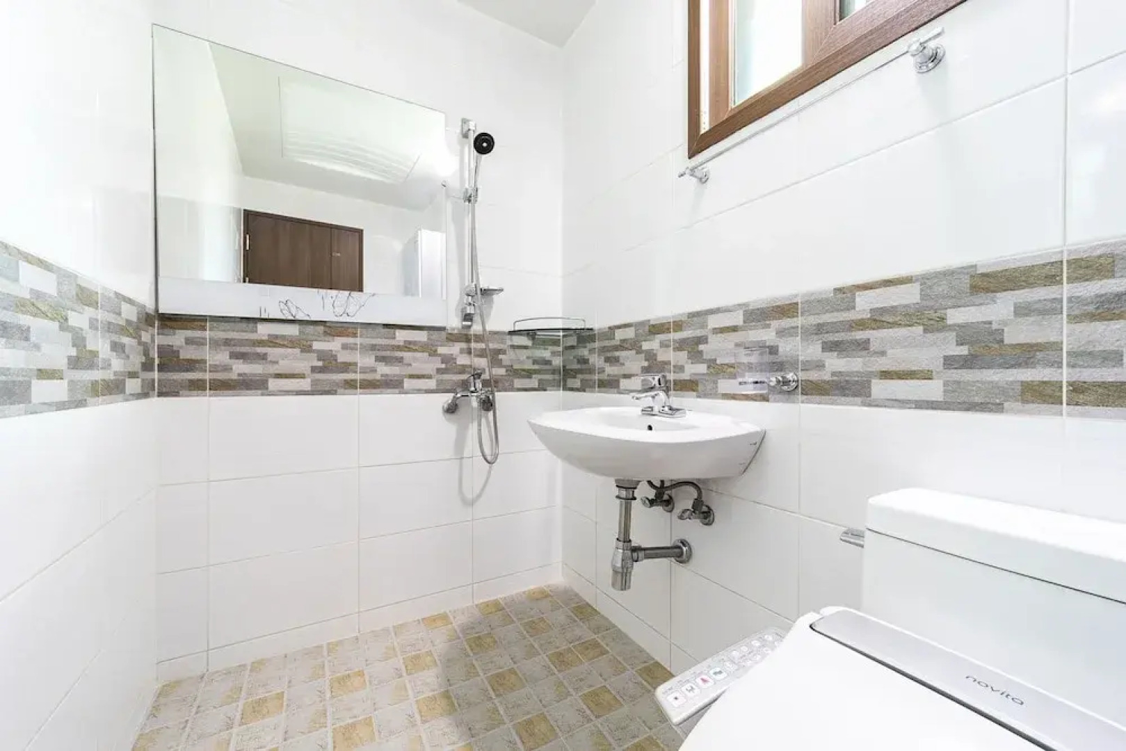 Uljin Dolbit Pension