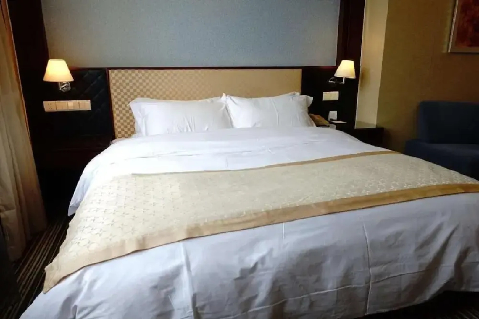 Jiaxing Leeden Hotel