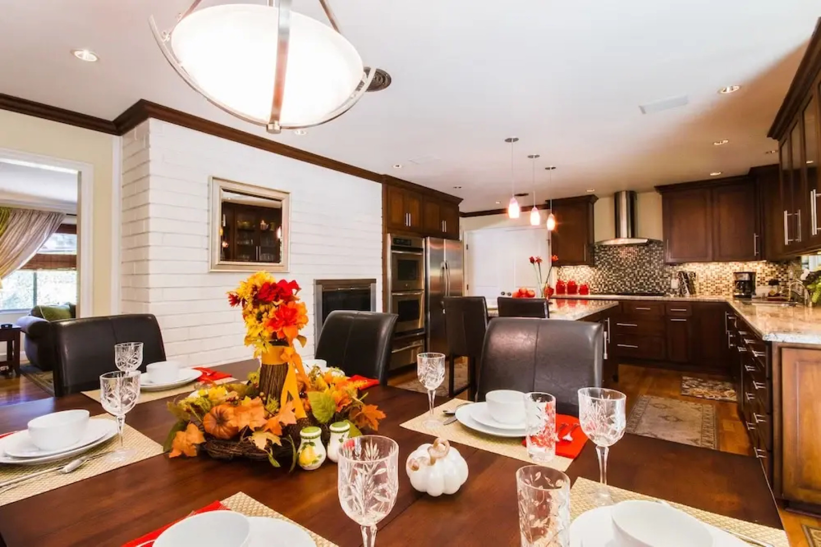 Anaheim Vacation Villa - 3 Bedroom House Near Disney