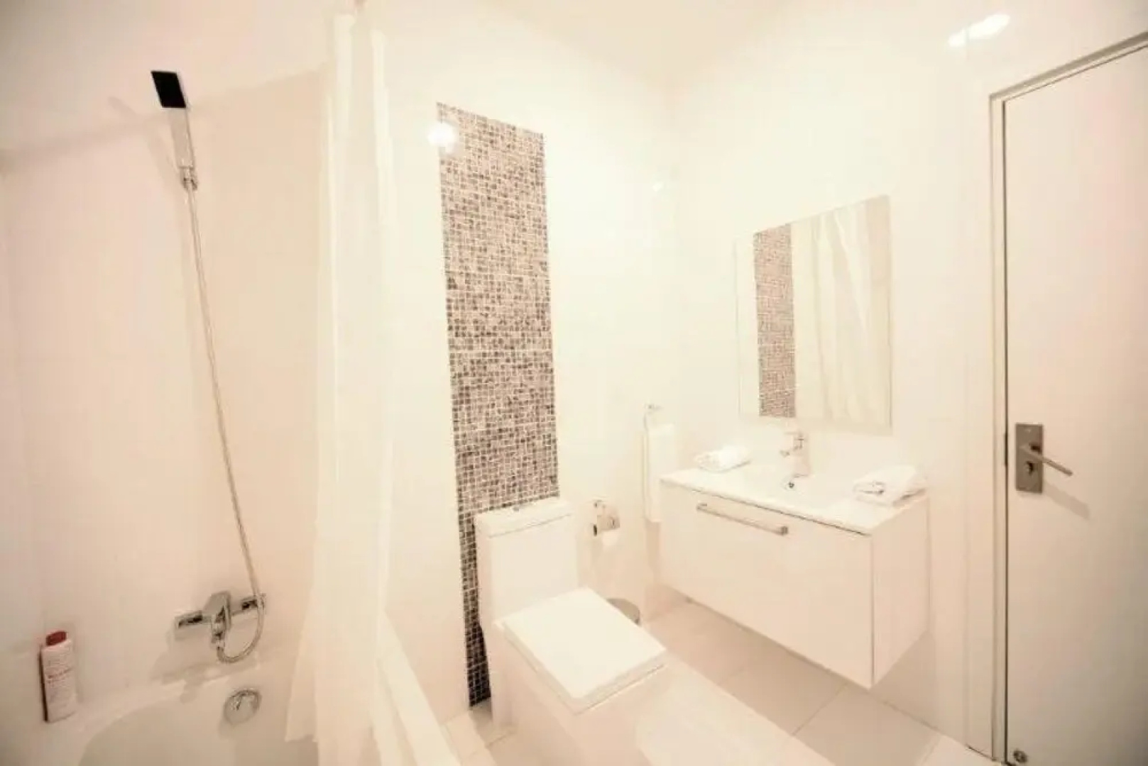 High View Garden Apartment