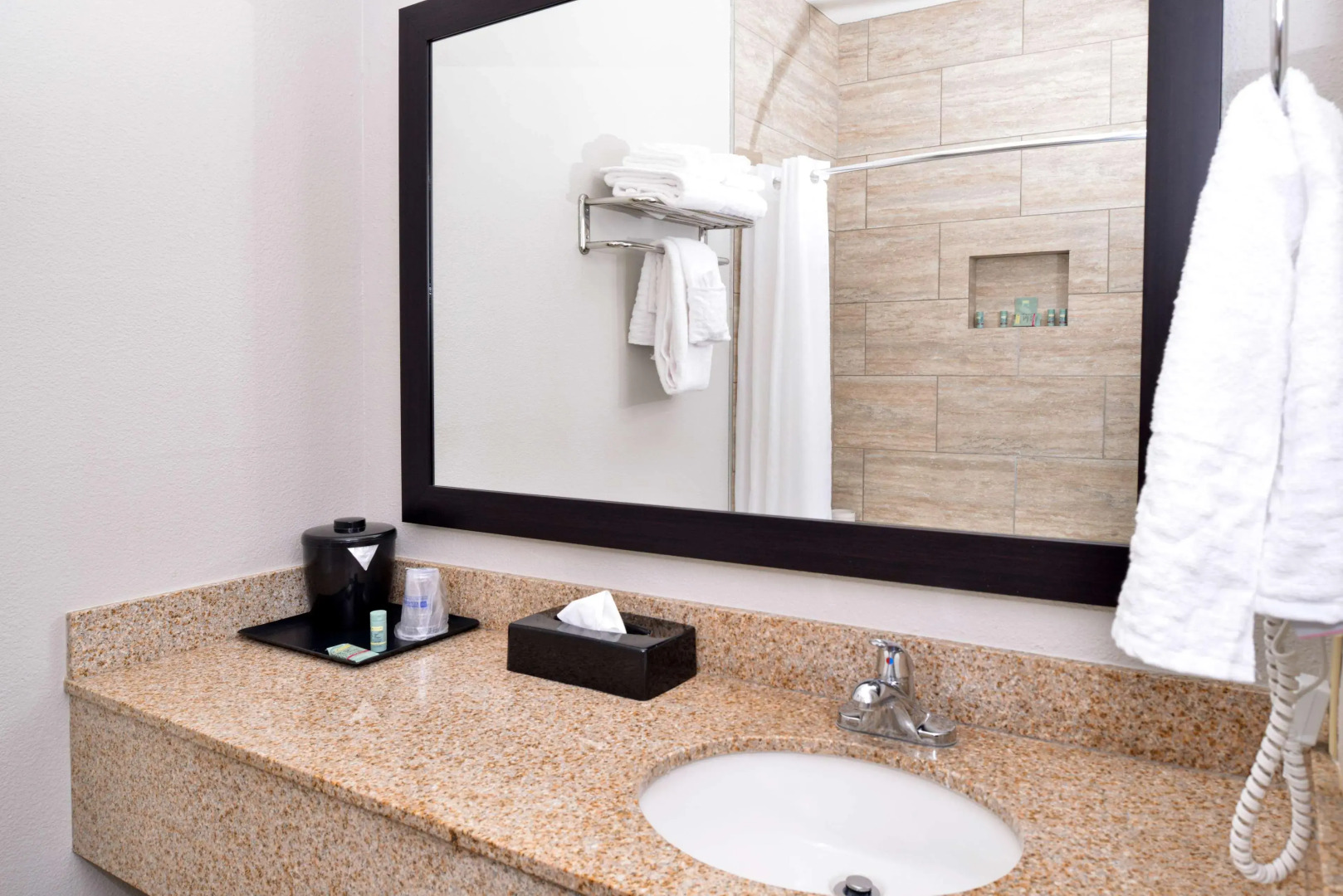 Best Western Kettleman City Inn & Suites