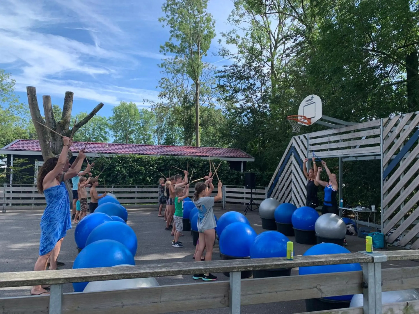 GREEN VILLA - Nachhaltiger Urlaub am Veluwemeer - großer Garten - Dachterrasse mit Meerblick - bis 2 Hunde inklusive