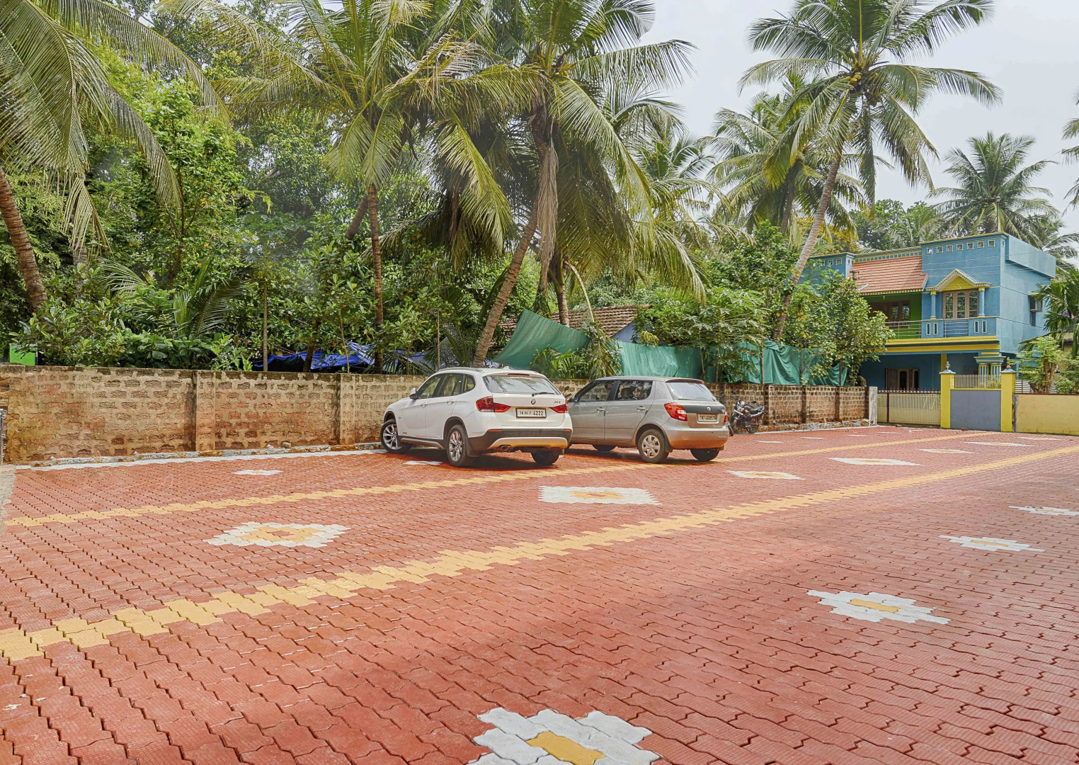 Hotel Ramraj Regency