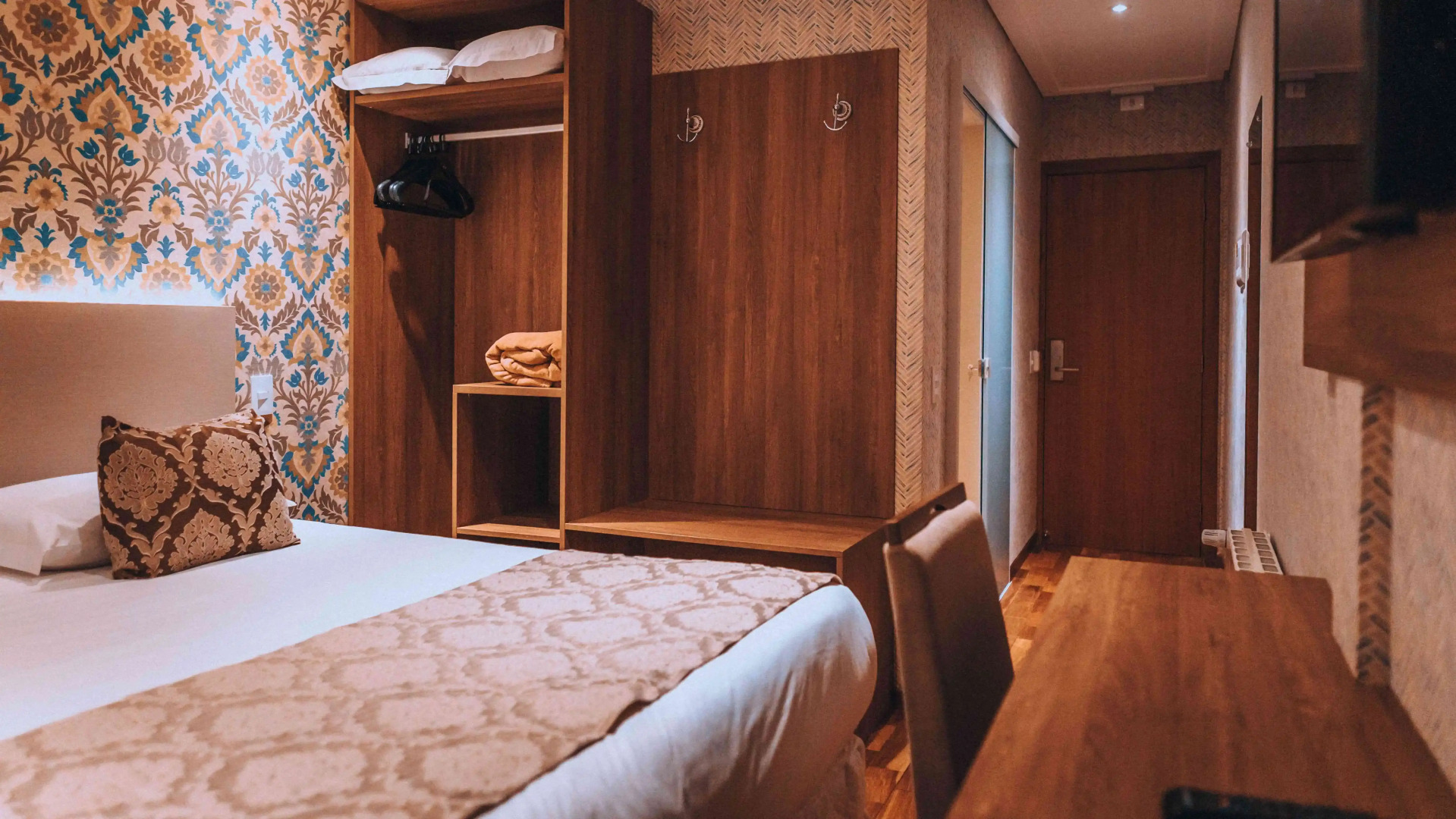 Chris Wellness Resort Hotel