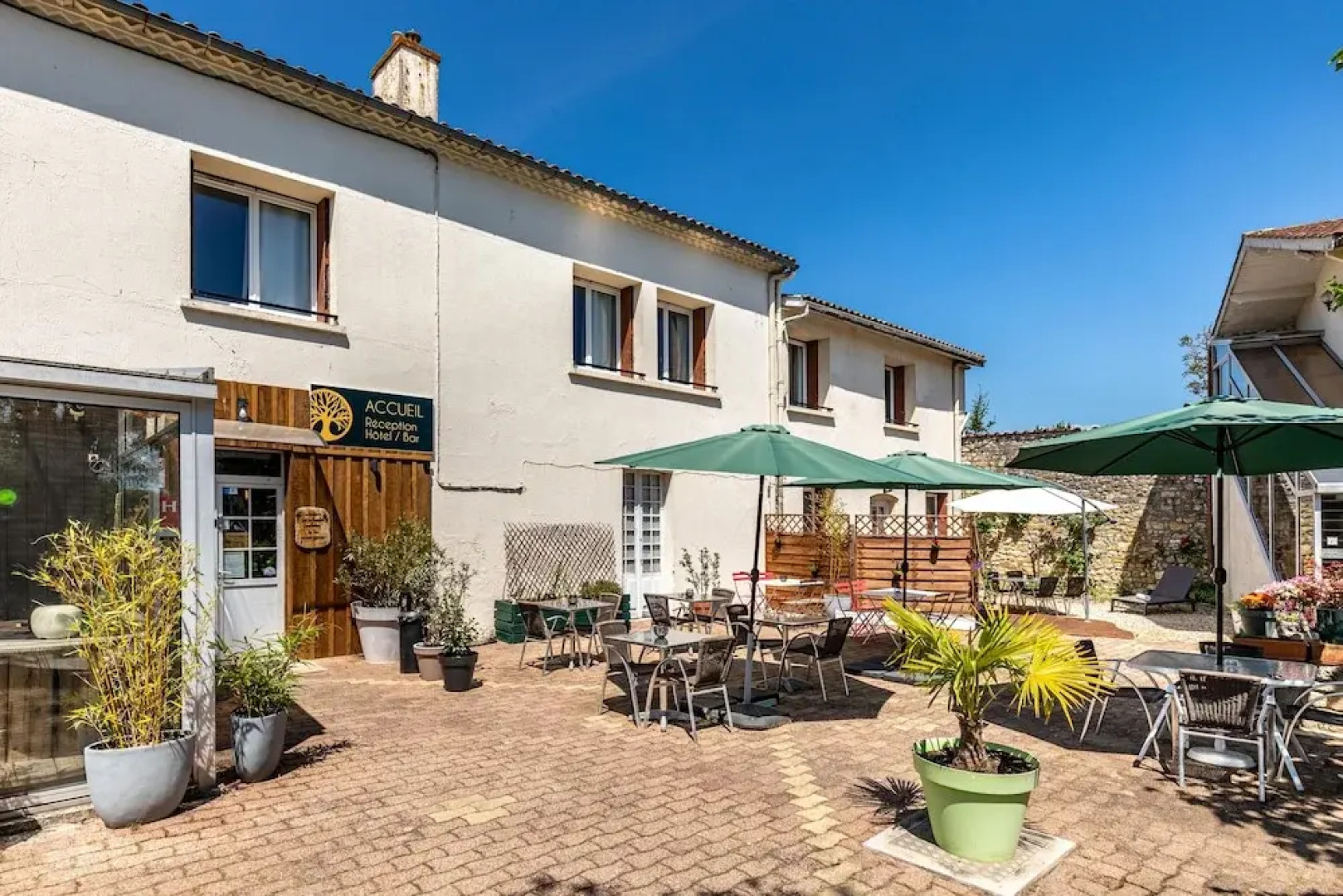 Hotel les vieux Acacias