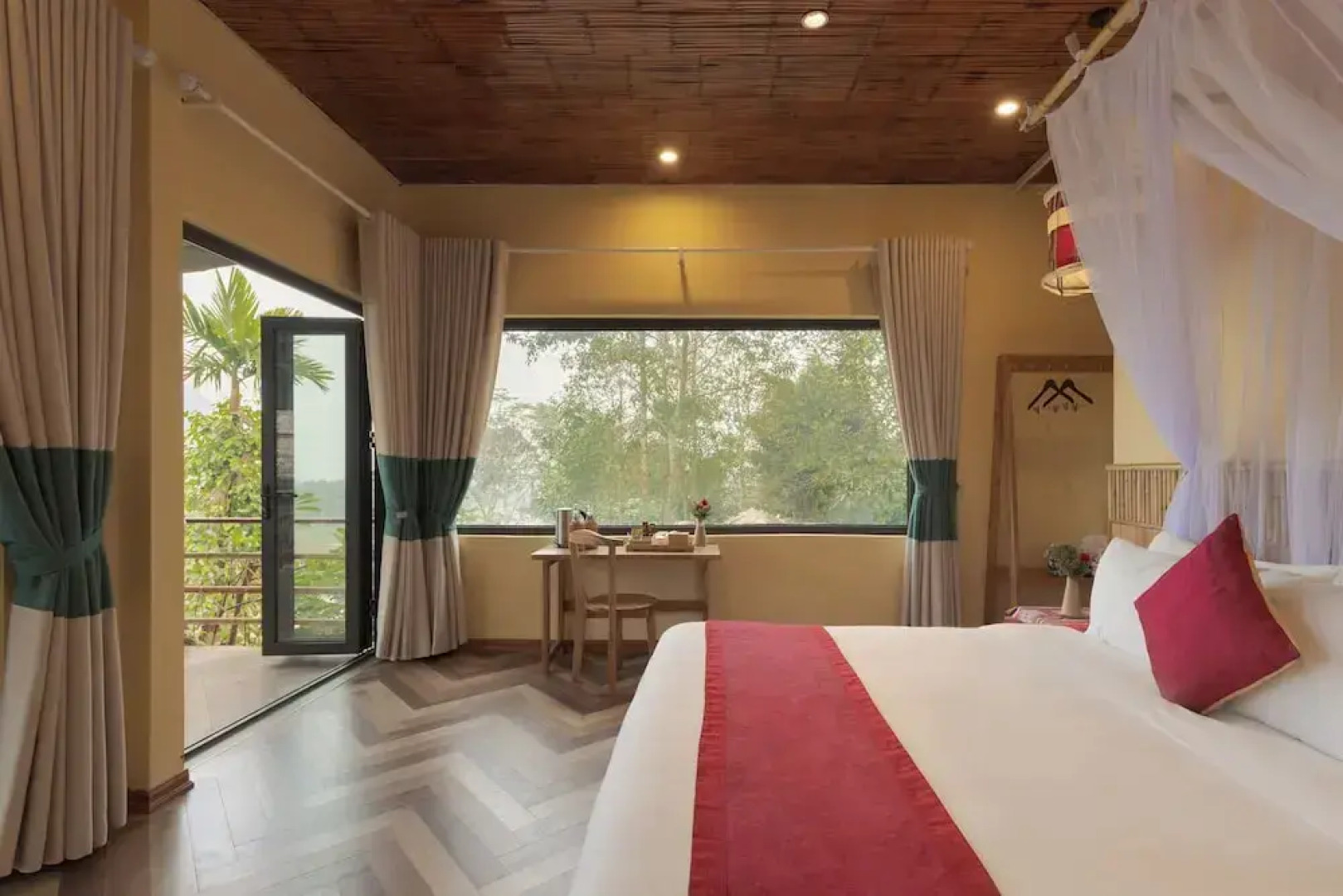 Puluong Natura Bungalow